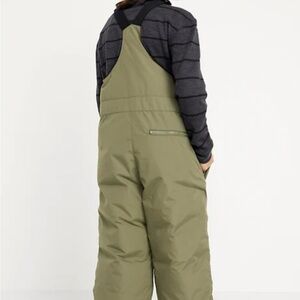 NWT Old Navy Unisex Water Resistant Green Snow Bib Overalls Kids Size L(10-12)